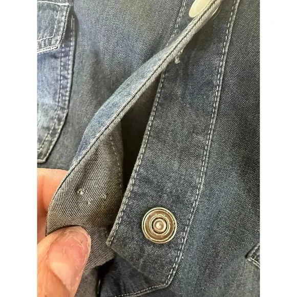 Panhandle Blue Button Down Embroidered Denim Jean Shirt Size Medium - Picture 7 of 9
